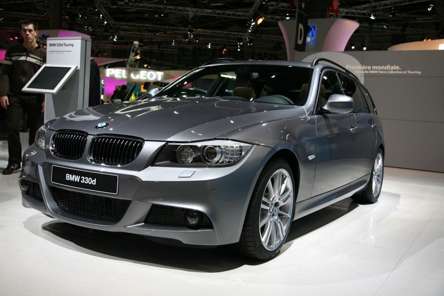  BMW 3-Series Touring 2009 года  (фото 9 из 17)
